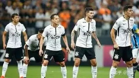 《努涅斯温情回忆2025，麦卡深情告白：兄弟情深，思念如潮》